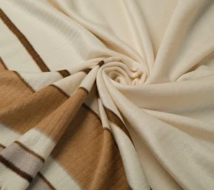 Wełna z frędzlami 100% Max Mara - Panel 145*105  cm 