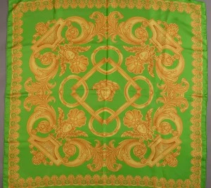 Oryginalna chusta z ręcznym wykończeniem 90 cm x 90 cm