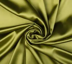 Satyna jedwabna z elastanem - jasna zieleń - resztka 27 cm x 140 cm