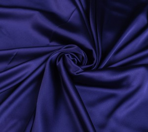 Satyna jedwabna z elastanem – ciemny ametyst 