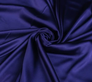 Satyna jedwabna z elastanem – ciemny ametyst 