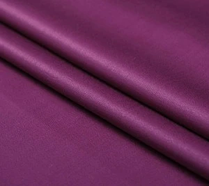 Wełna double face satin odcienia śliwki