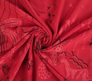 Jedwabny krepdeszyn panel zwierzęta 105 cm x 140 cm