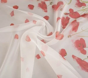 Jedwabna organza - maki na bieli