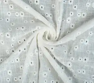 Bawełna z haftem angielskim cienka kwiaty