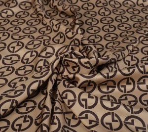 Jedwabny twill drukowany – logo 