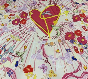 Satyna jedwabna z elastanem serce w kwiatach – panel 150 x 142 cm