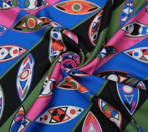 Jedwab  twill – wielobarwna geometria