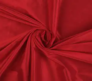 Szantung w czerwonym kolorze Resztka 40 cm x 140 cm