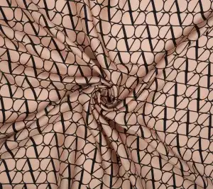 Jedwab twill Valentino - beżowe tlo Resztka 25 cm x 140 cm