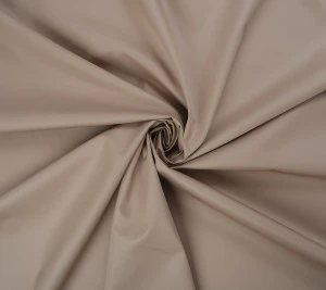 Cienka bawełniana tkanina wodoodporna Burberry - zimny beż Resztka 89 cm x 140 cm