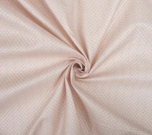 Włoska tkanina pikowana - brzoskwiniowa