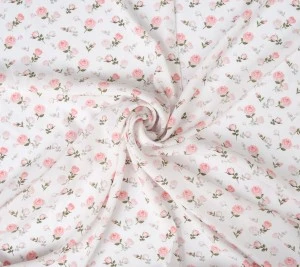 Wiskoza krepowa – róże na białym tle 